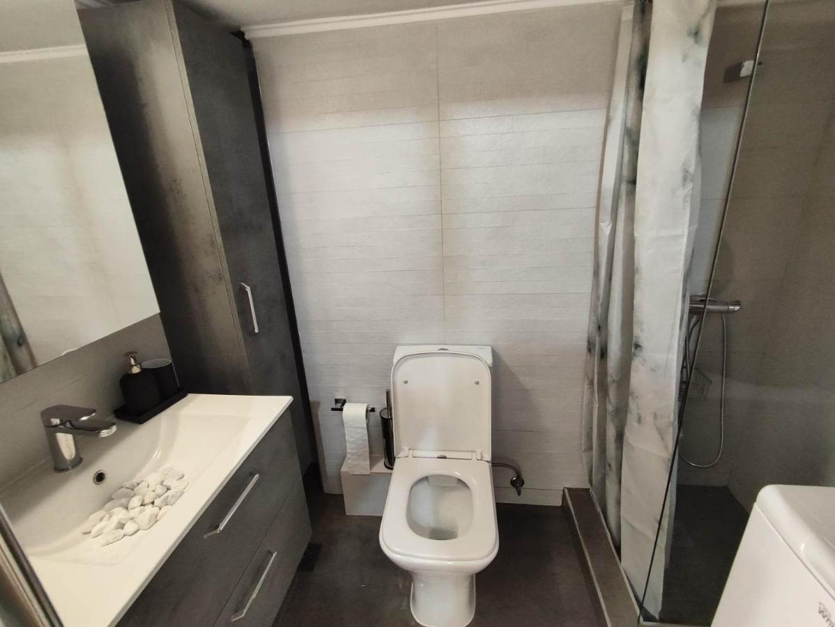 Haris Modern Apt. Near The Sea Thessaloníki Ngoại thất bức ảnh